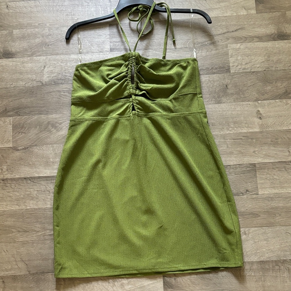 Elegant Green Halter Dress
